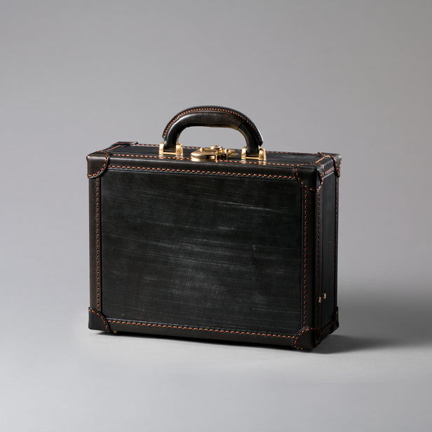 <p>チャコールウッド</p>