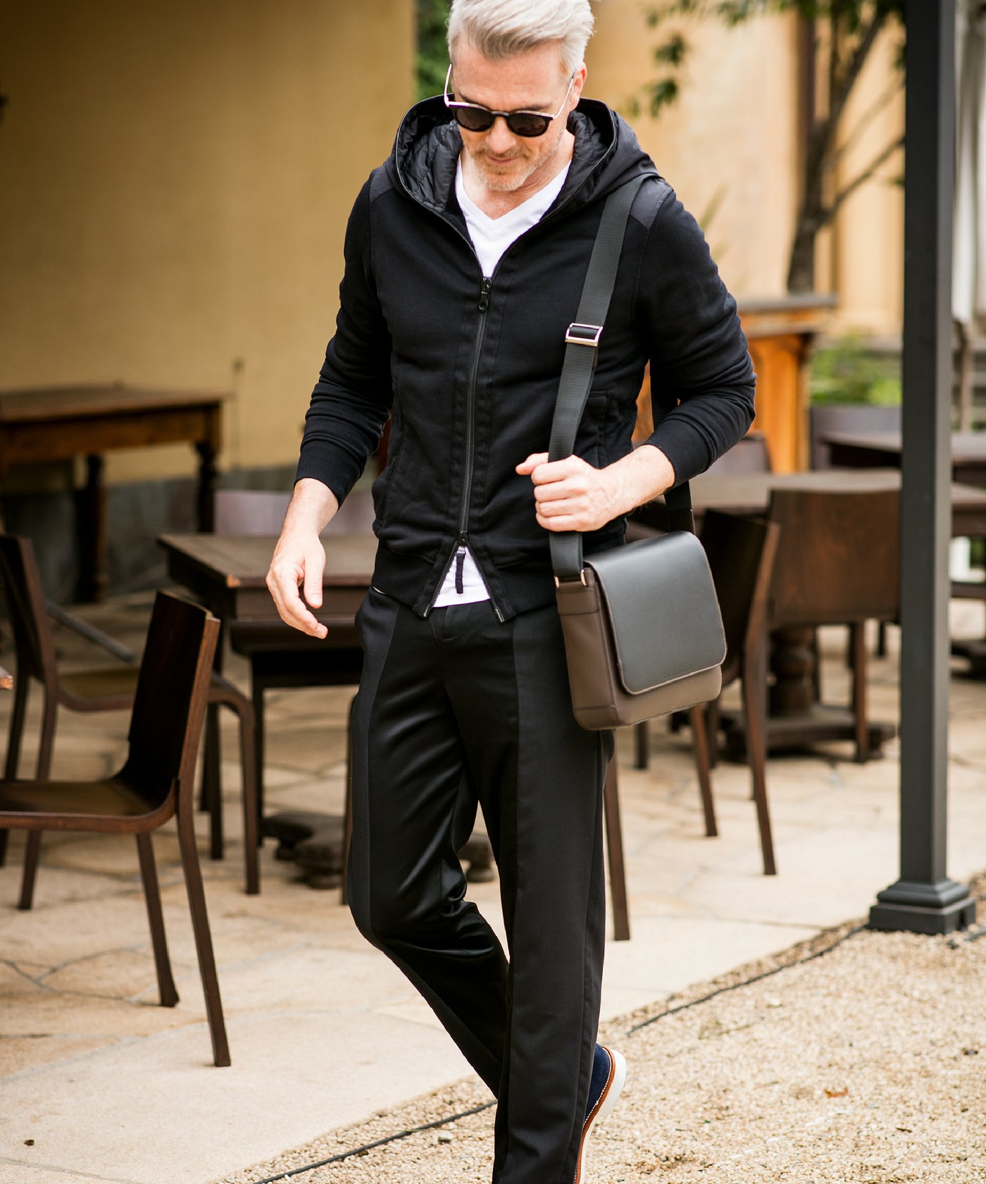 シティライト フリーショルダー styling image 1