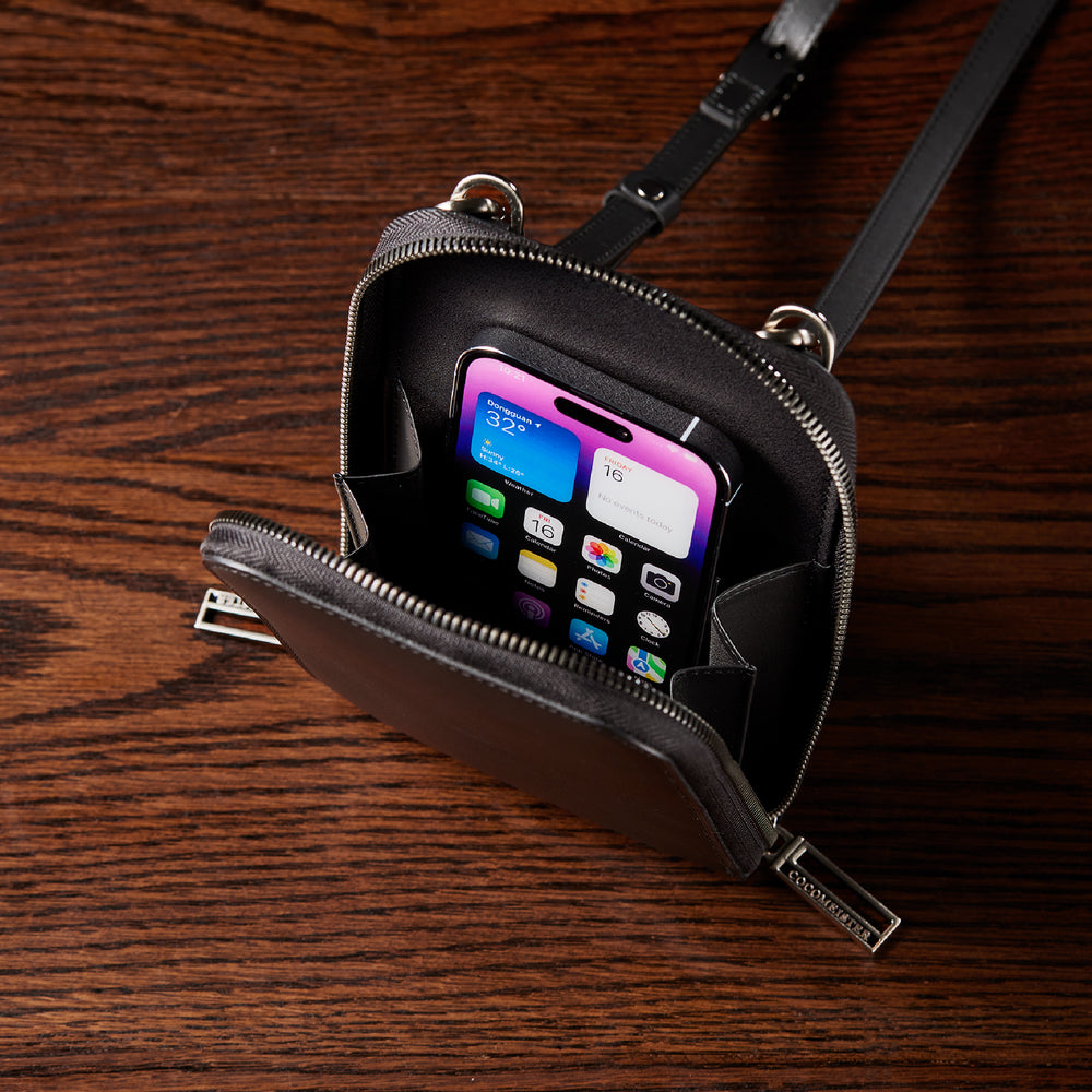 シティライト スマホジップショルダー