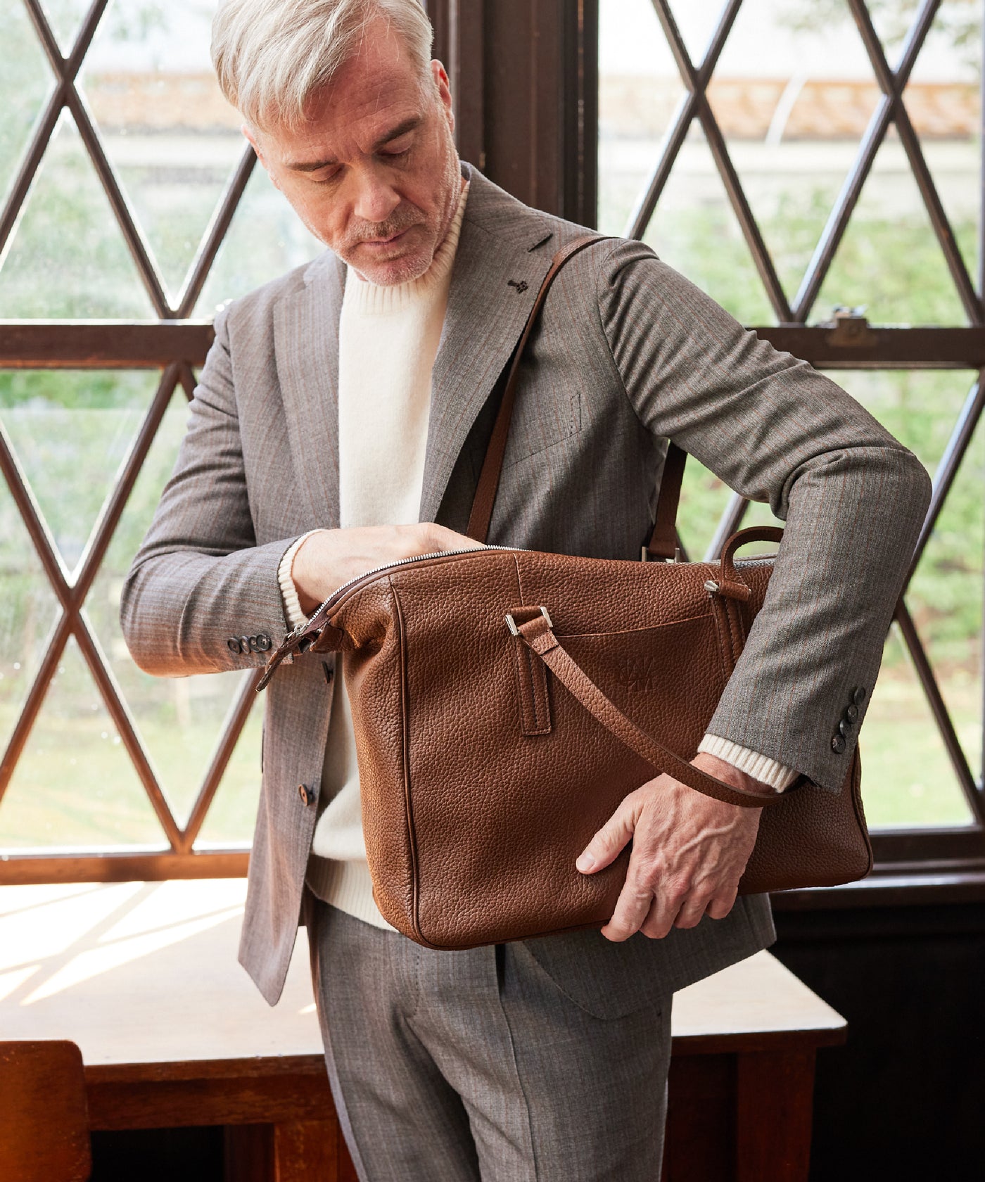 マットシュリンク ボストンダレス styling image 5