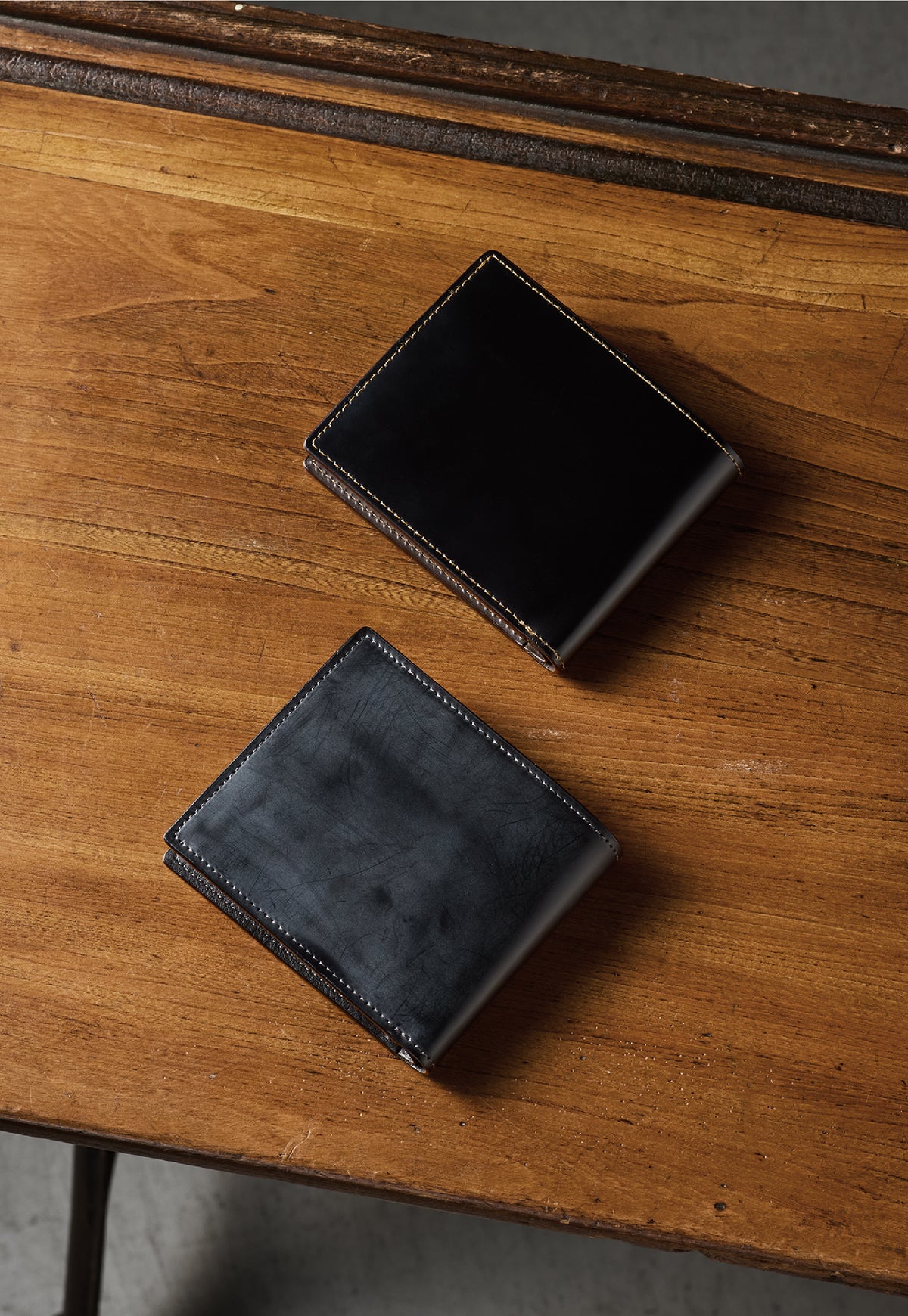 ロウ引きコードバン AppleWatch用レザーバンド aging image 6
