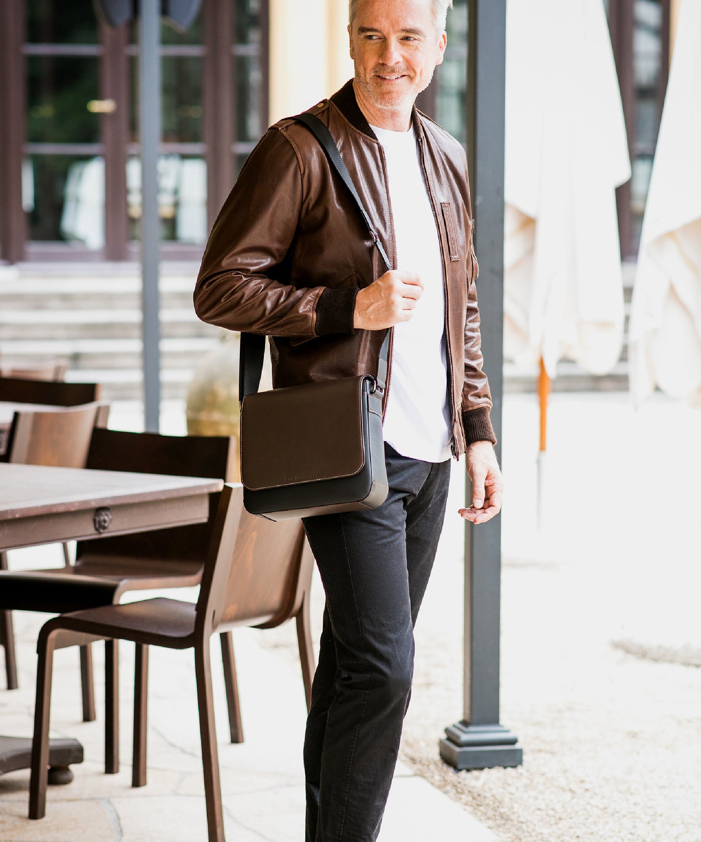 シティライト フリーショルダー styling image 8